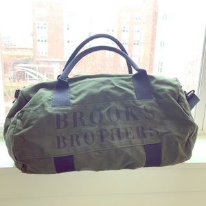 UNUSED Brooks Brothers small duffle